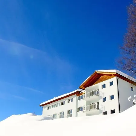 Schneekristall Apartman *