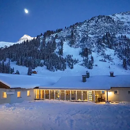 Schneekristall Apartman